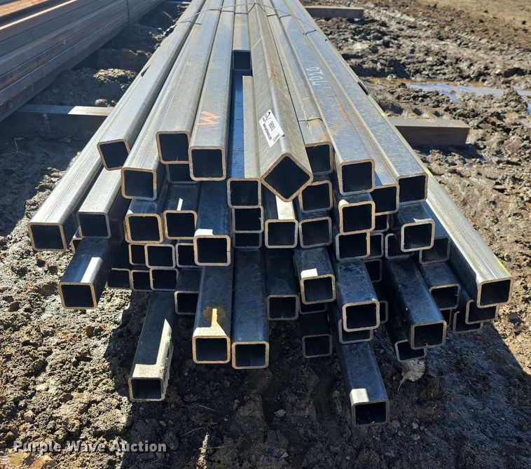 image for item EK5012 Approximately 70 pieces of steel