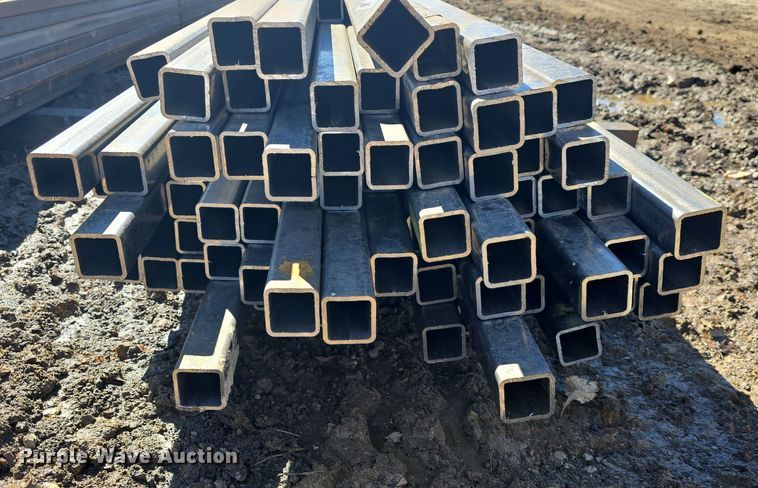 image for item EK5012 Approximately 70 pieces of steel