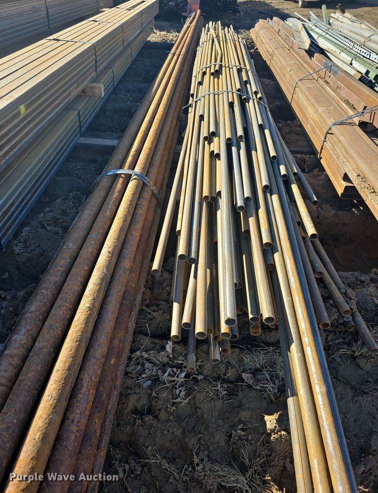 image for item EK5014 Approximately 114 pieces of steel