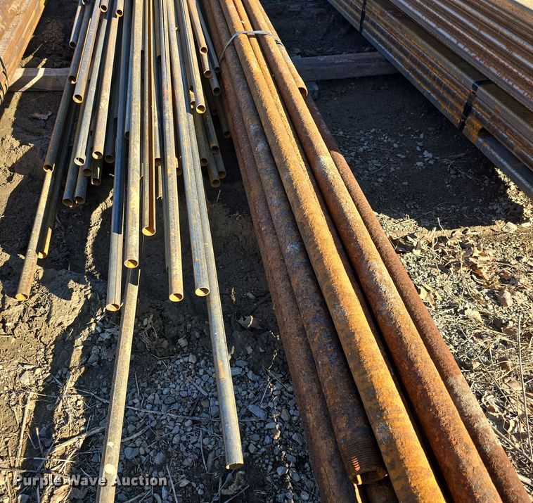 image for item EK5014 Approximately 114 pieces of steel