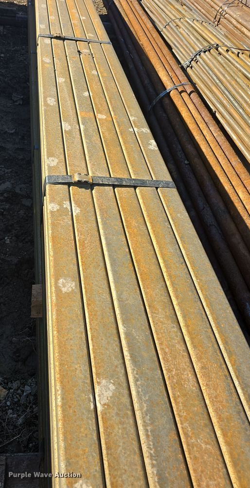 image for item EK5015 (66) pieces of steel