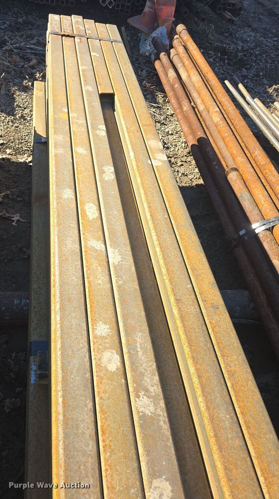 image for item EK5015 (66) pieces of steel