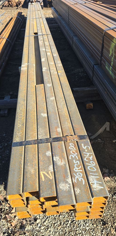 image for item EK5015 (66) pieces of steel