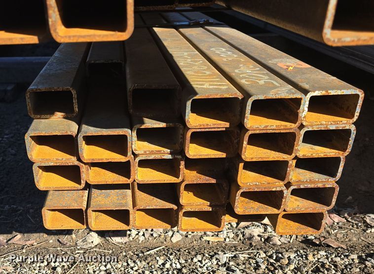 image for item EK5015 (66) pieces of steel