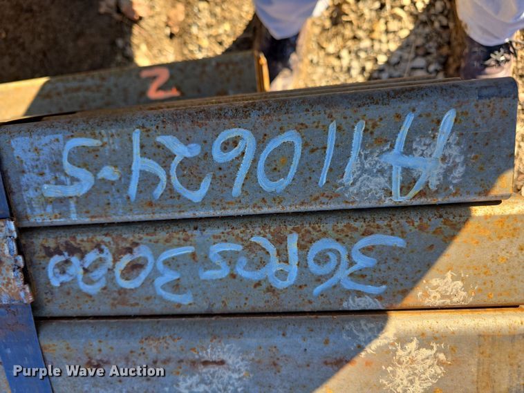 image for item EK5015 (66) pieces of steel