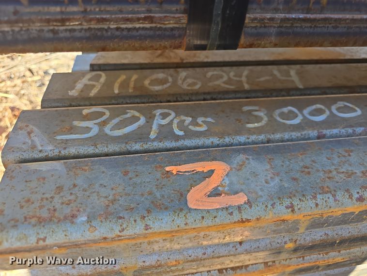 image for item EK5015 (66) pieces of steel