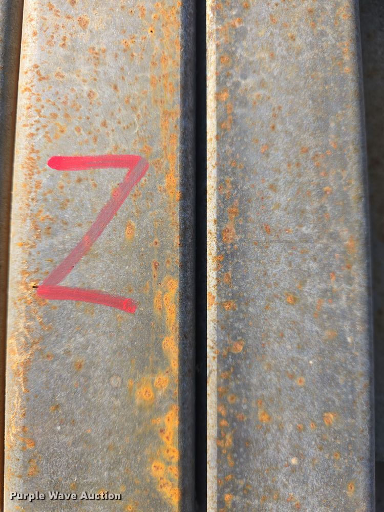 image for item EK5015 (66) pieces of steel