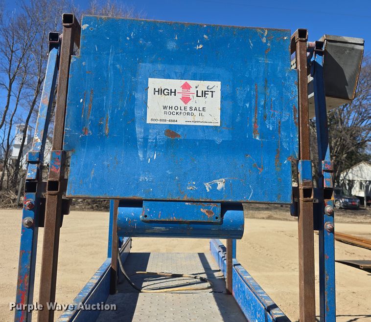 image for item EK5021 1994 MEC 2033 scissor lift