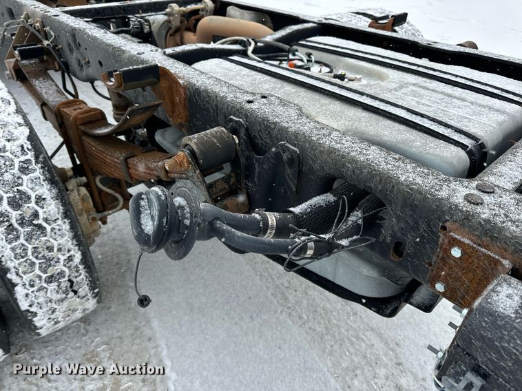 image for item EN5118 2010 Ford F450 Super Duty XL truck cab and chassis