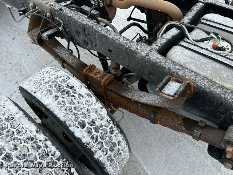 image for item EN5118 2010 Ford F450 Super Duty XL truck cab and chassis