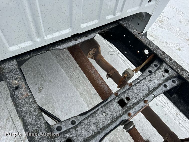 image for item EN5118 2010 Ford F450 Super Duty XL truck cab and chassis