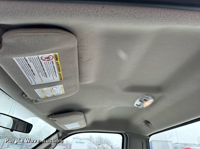 image for item EN5118 2010 Ford F450 Super Duty XL truck cab and chassis