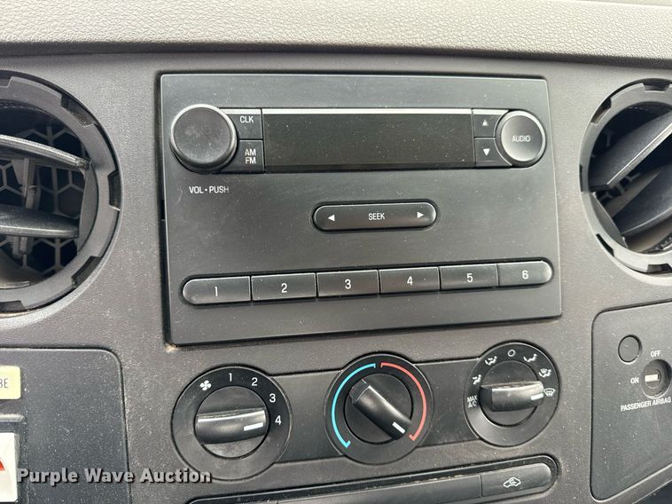 image for item EN5118 2010 Ford F450 Super Duty XL truck cab and chassis