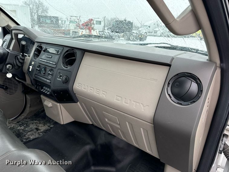 image for item EN5118 2010 Ford F450 Super Duty XL truck cab and chassis