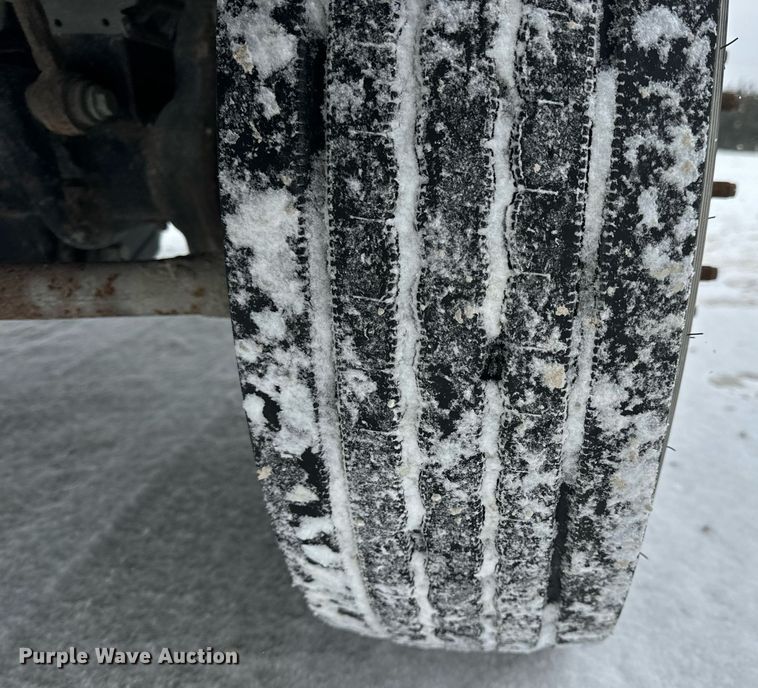 image for item EN5118 2010 Ford F450 Super Duty XL truck cab and chassis