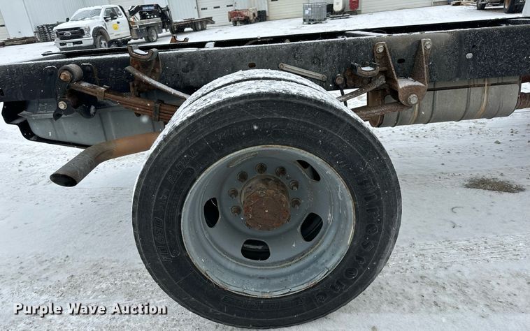 image for item EN5118 2010 Ford F450 Super Duty XL truck cab and chassis