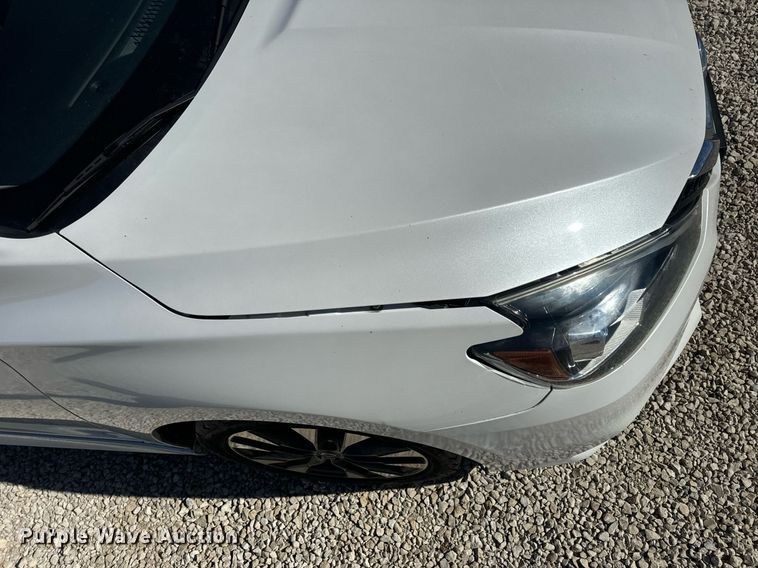 image for item EN5172 2018 Nissan Sentra 