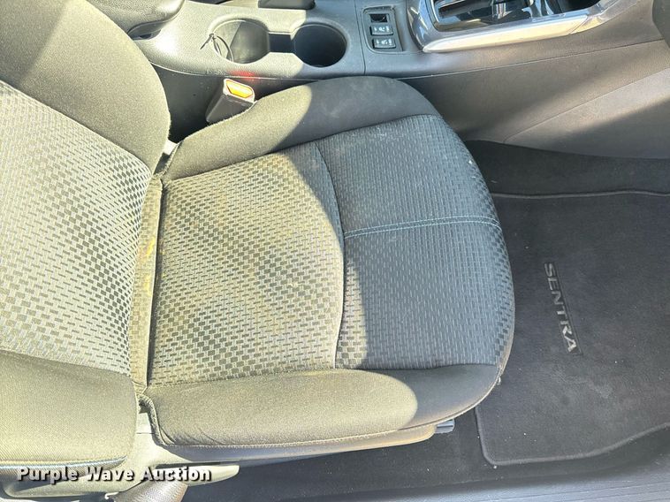 image for item EN5172 2018 Nissan Sentra 