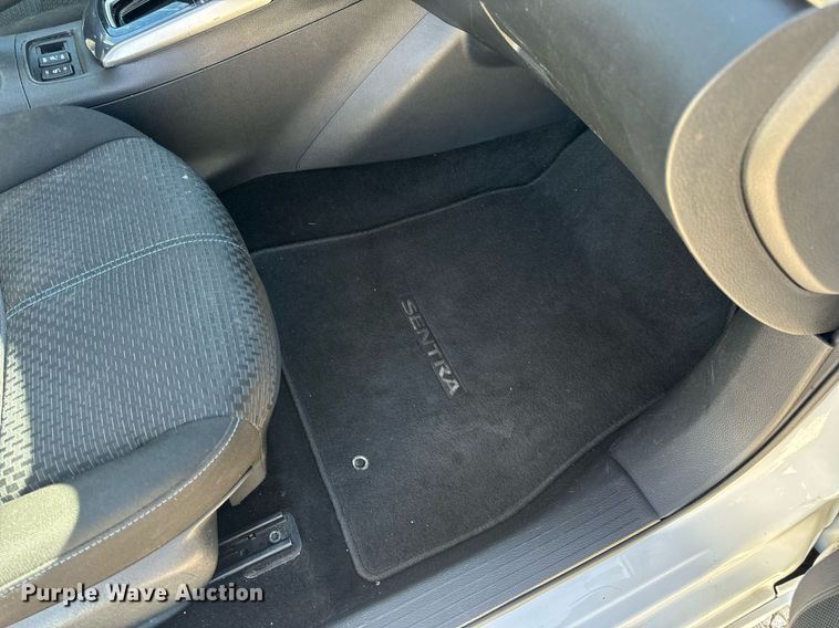 image for item EN5172 2018 Nissan Sentra 