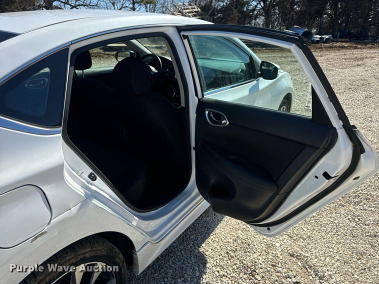 image for item EN5172 2018 Nissan Sentra 