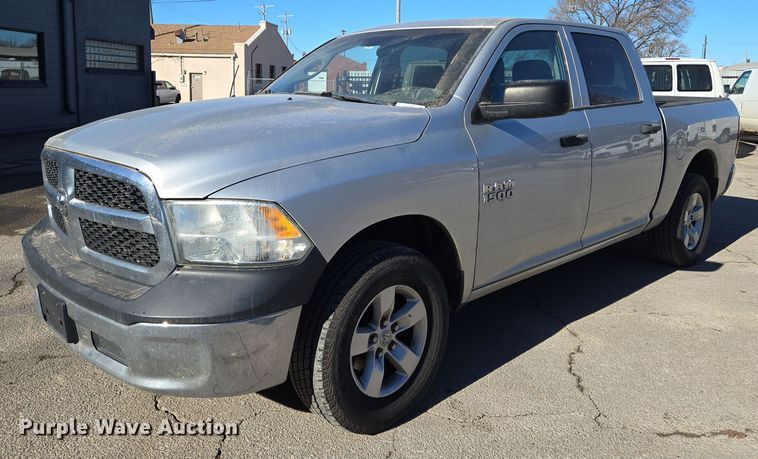 image for item EN8678 2014 Dodge Ram 1500 Crew Cab pickup truck