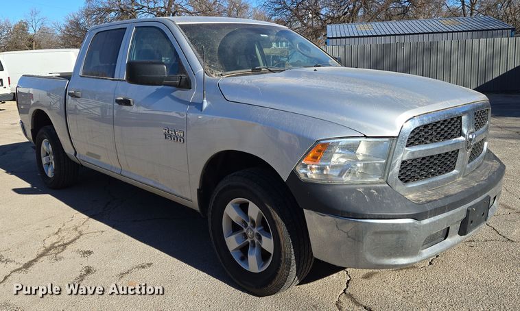 image for item EN8678 2014 Dodge Ram 1500 Crew Cab pickup truck