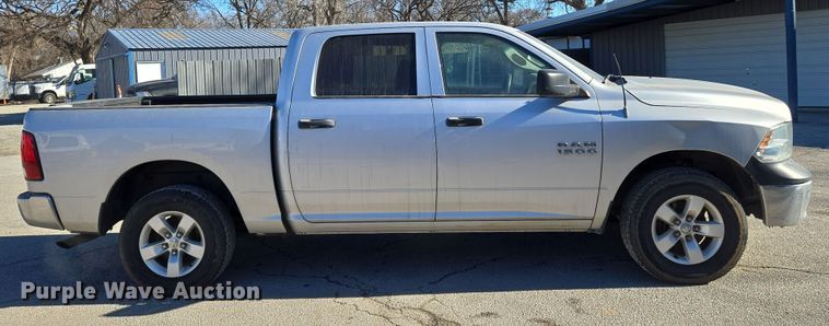 image for item EN8678 2014 Dodge Ram 1500 Crew Cab pickup truck