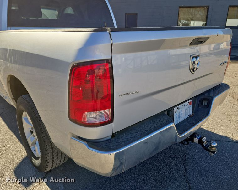 image for item EN8678 2014 Dodge Ram 1500 Crew Cab pickup truck