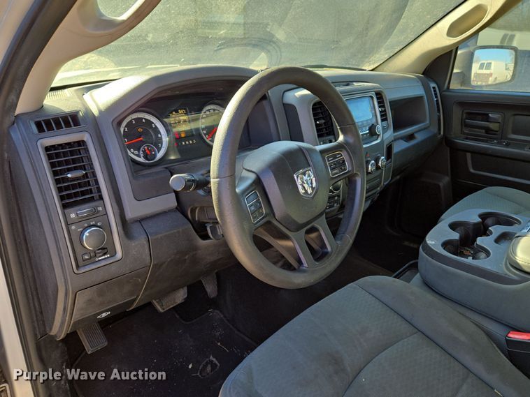 image for item EN8678 2014 Dodge Ram 1500 Crew Cab pickup truck