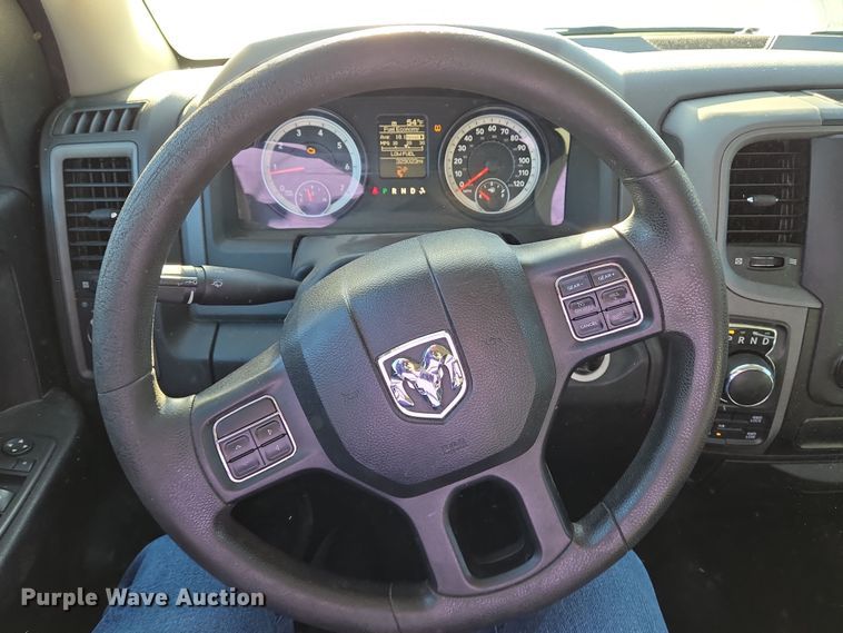 image for item EN8678 2014 Dodge Ram 1500 Crew Cab pickup truck