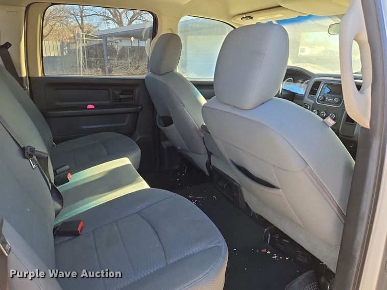 image for item EN8678 2014 Dodge Ram 1500 Crew Cab pickup truck