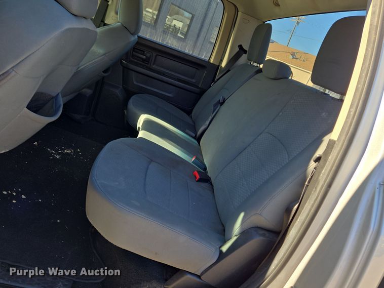 image for item EN8678 2014 Dodge Ram 1500 Crew Cab pickup truck