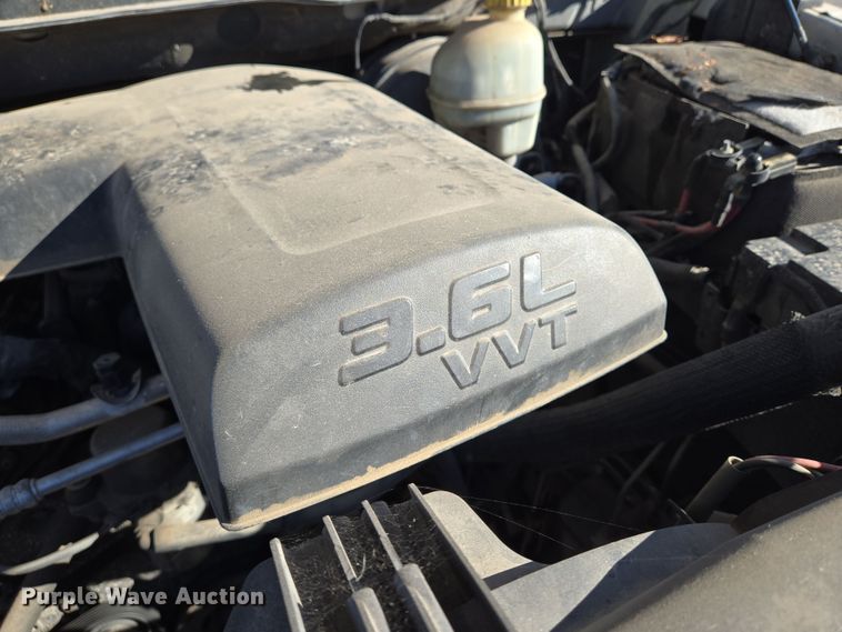 image for item EN8678 2014 Dodge Ram 1500 Crew Cab pickup truck