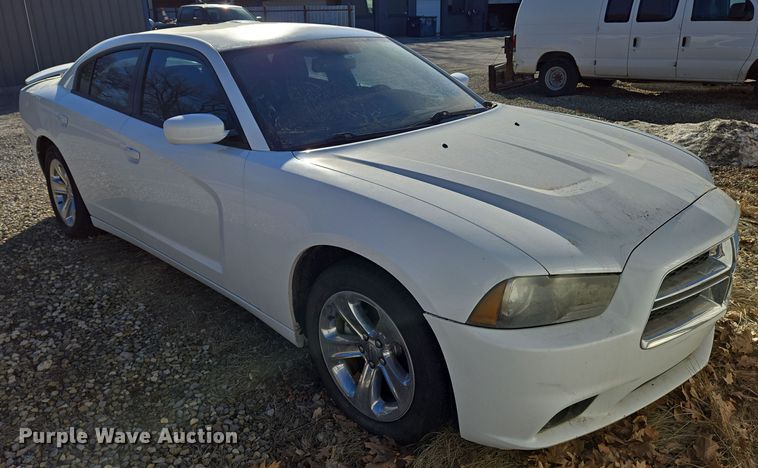 image for item EN8679 2014 Dodge Charger SXT 