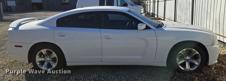 image for item EN8679 2014 Dodge Charger SXT 