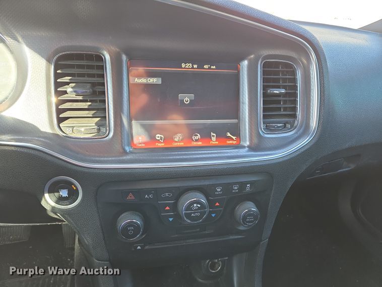 image for item EN8679 2014 Dodge Charger SXT 