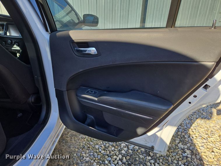 image for item EN8679 2014 Dodge Charger SXT 