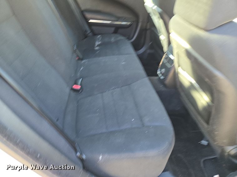 image for item EN8679 2014 Dodge Charger SXT 