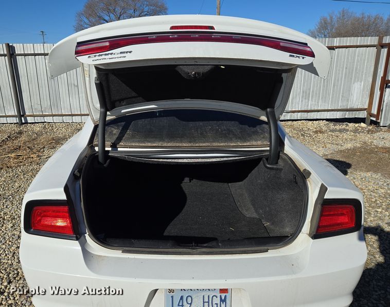 image for item EN8679 2014 Dodge Charger SXT 