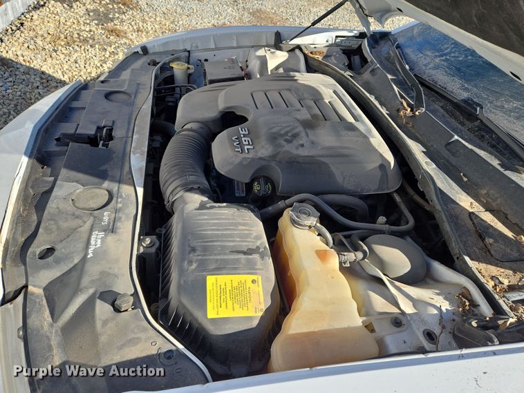 image for item EN8679 2014 Dodge Charger SXT 