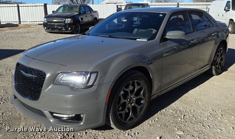 image for item EN8680 2018 Chrysler 300 S 