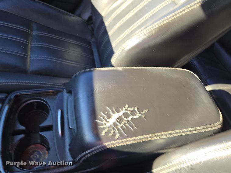 image for item EN8680 2018 Chrysler 300 S 