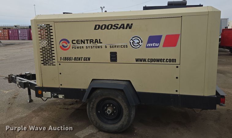 image for item EO0612 2013 Doosan VHP400WJD-FX-T3 air compressor