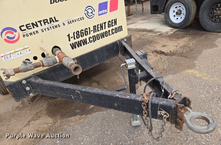 image for item EO0612 2013 Doosan VHP400WJD-FX-T3 air compressor