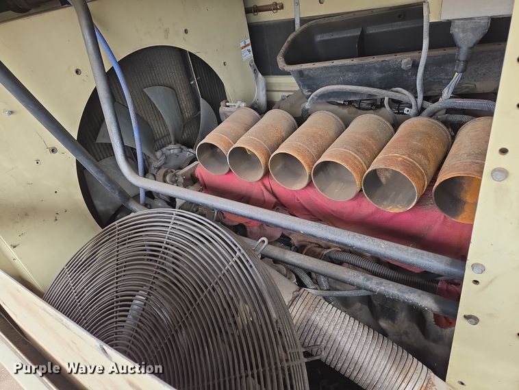 image for item EO0612 2013 Doosan VHP400WJD-FX-T3 air compressor