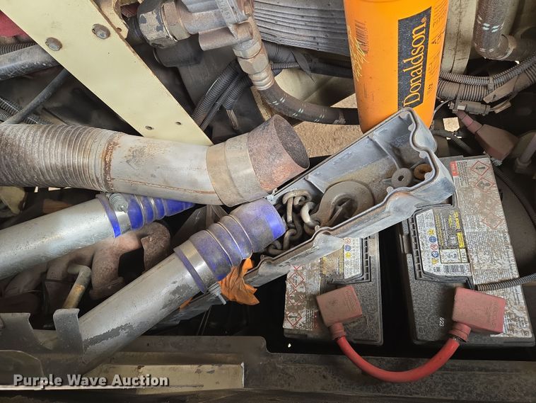 image for item EO0612 2013 Doosan VHP400WJD-FX-T3 air compressor