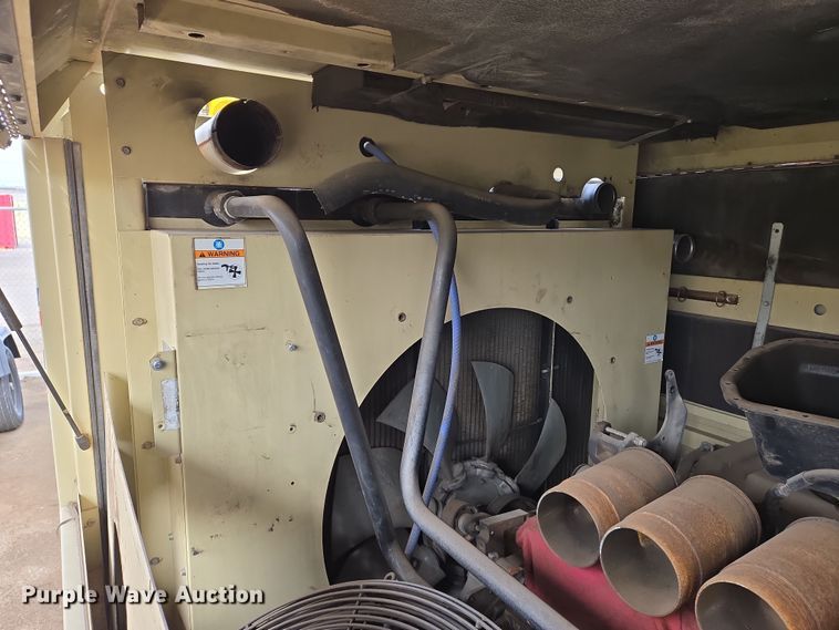 image for item EO0612 2013 Doosan VHP400WJD-FX-T3 air compressor