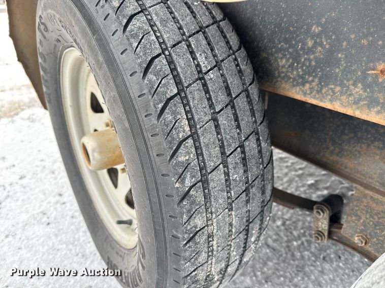 image for item EQ1029 2015 Forest enclosed cargo trailer