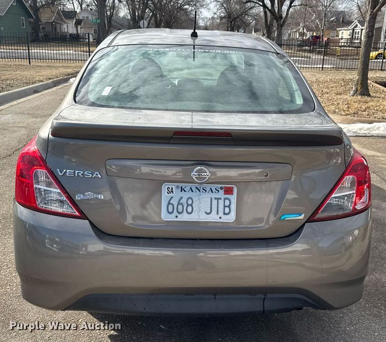 image for item EQ1072 2016 Nissan Versa 