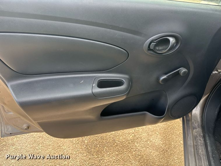 image for item EQ1072 2016 Nissan Versa 